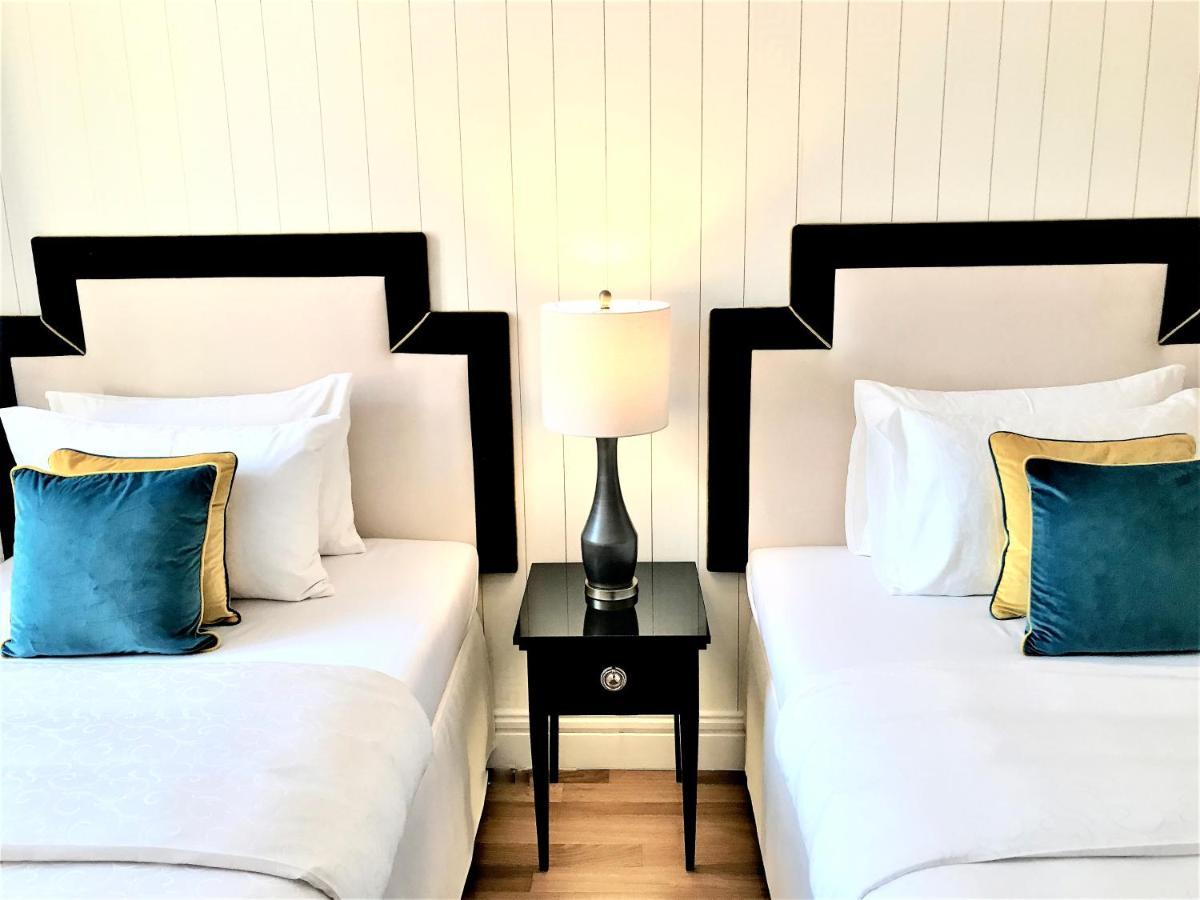 Mondrian Luxury Suites & Apartments Market Square IV Warszawa Exteriör bild