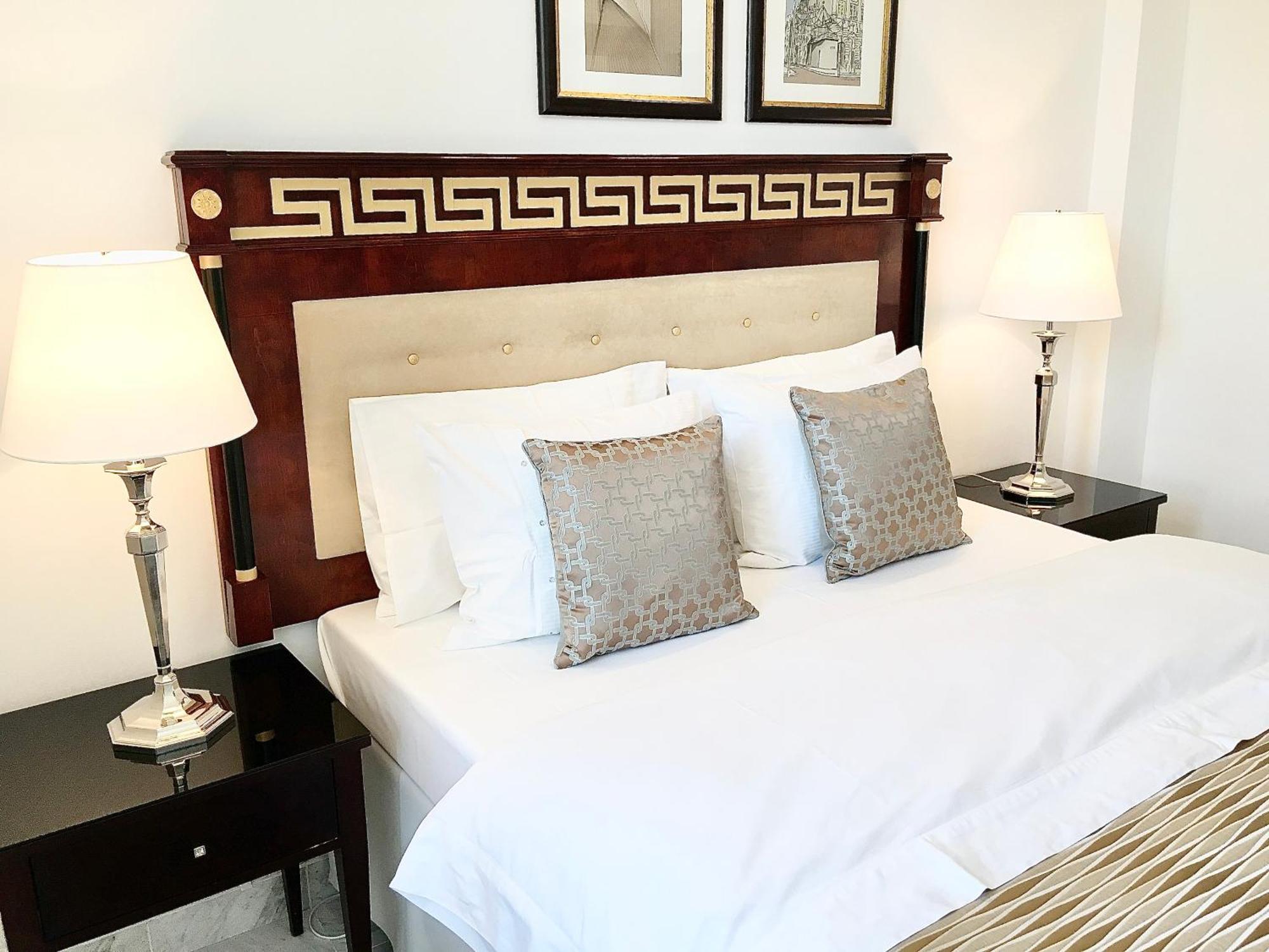 Mondrian Luxury Suites & Apartments Market Square IV Warszawa Rum bild