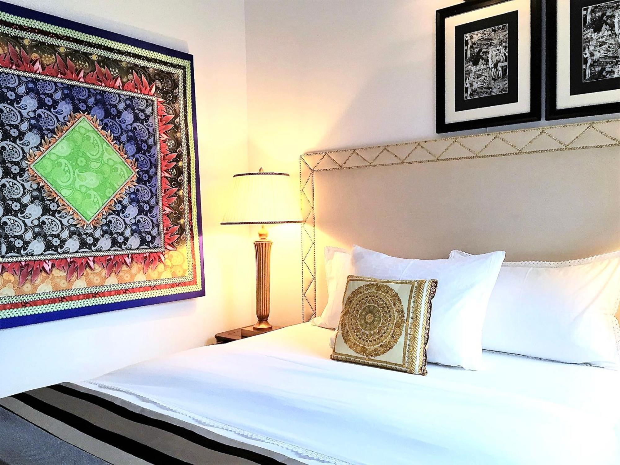 Mondrian Luxury Suites & Apartments Market Square IV Warszawa Rum bild