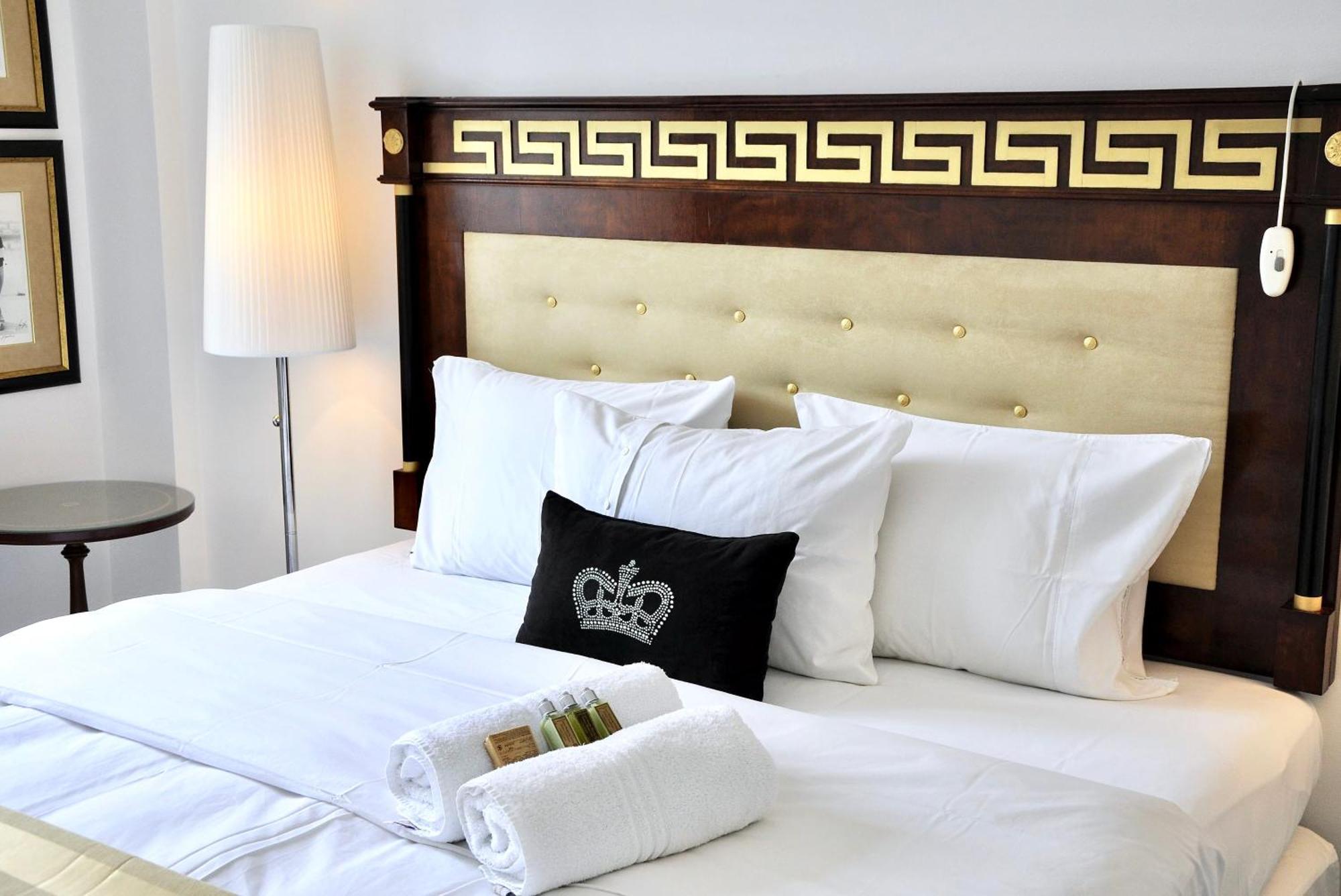 Mondrian Luxury Suites & Apartments Market Square IV Warszawa Rum bild