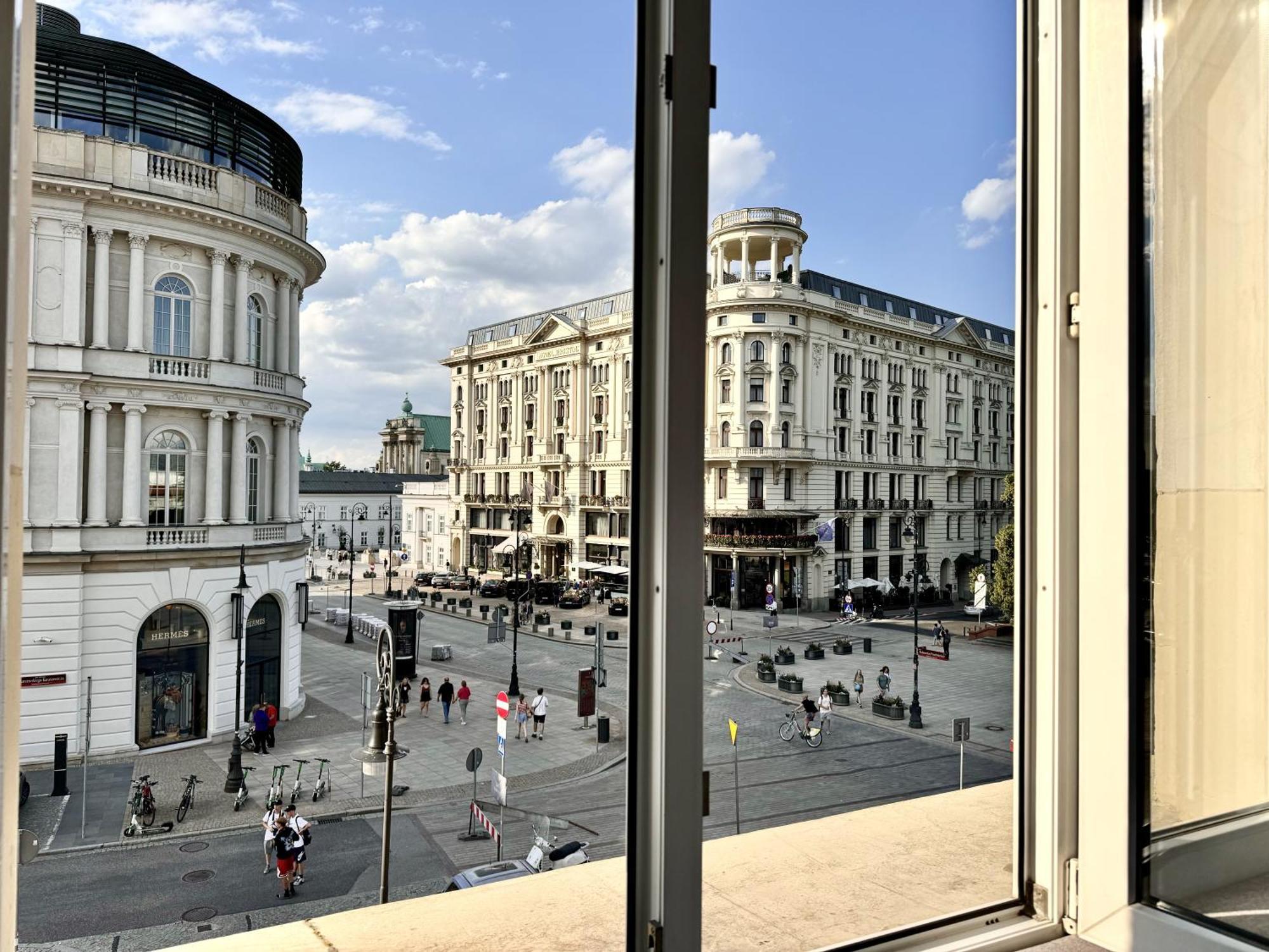 Mondrian Luxury Suites & Apartments Market Square IV Warszawa Rum bild